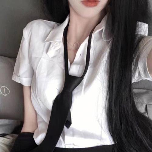 火红的杜鹃花